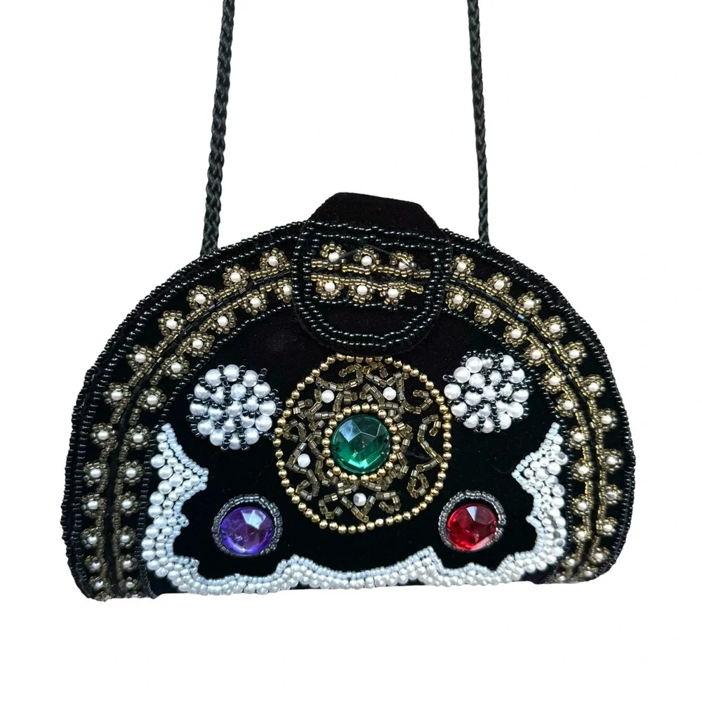 🆕 Magid Beaded Clutch Crossbody